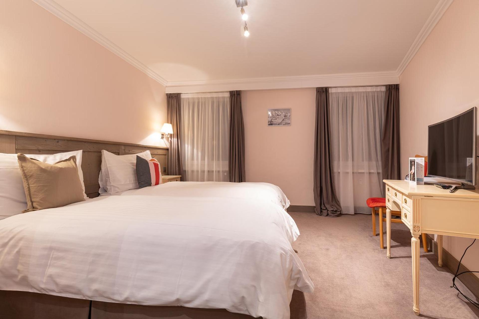 Hotel Central, Spa & Lounge Bar Crans-Montana Ngoại thất bức ảnh
